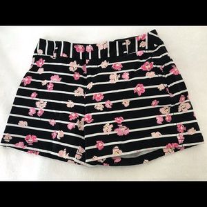 Women’s ELLE shorts Size 2 Floral Pink